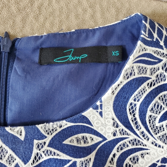 Blue and White Lace Pattern Fitted Dress XS - Picture 4 of 5